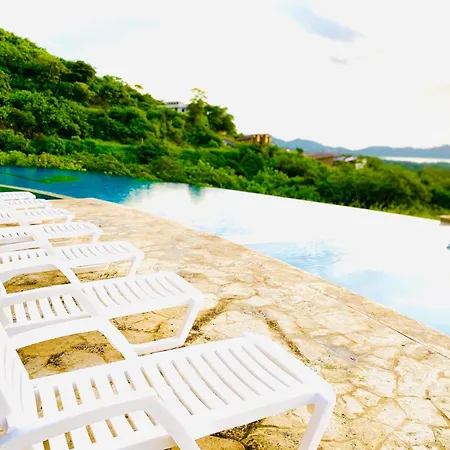 Casa Serena - Ocean View 3 Bedroom House