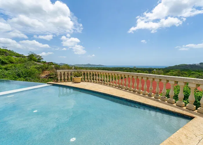 Casa Serena - Ocean View 3 Bedroom House *